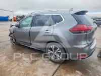2019 Nissan ROGUE photo