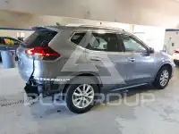 2019 Nissan ROGUE photo