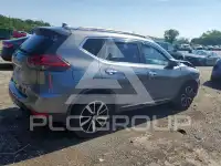 2019 Nissan ROGUE photo