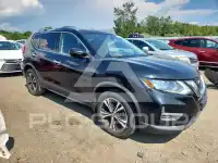 2019 Nissan ROGUE photo