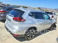 2019 Nissan ROGUE photo