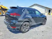 2019 Nissan ROGUE photo