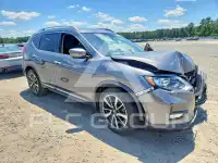 2019 Nissan ROGUE photo