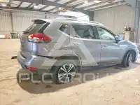 2019 Nissan ROGUE photo