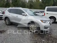 2019 Nissan ROGUE photo