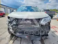 2019 Nissan ROGUE photo