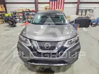2019 Nissan ROGUE photo