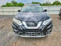 2019 Nissan ROGUE photo