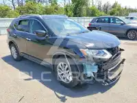 2019 Nissan ROGUE photo