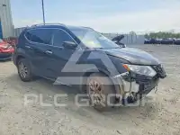 2019 Nissan ROGUE photo