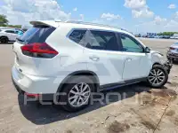 2019 Nissan ROGUE photo