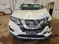 2019 Nissan ROGUE photo