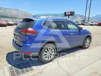 2019 Nissan ROGUE photo