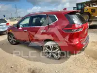 2019 Nissan ROGUE photo