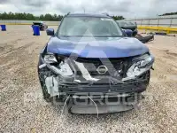 2019 Nissan ROGUE photo