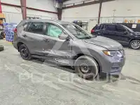 2019 Nissan ROGUE photo
