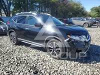 2019 Nissan ROGUE photo
