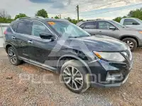2019 Nissan ROGUE photo