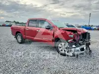 2019 Nissan TITAN фото