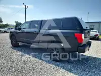 2019 Nissan TITAN photo
