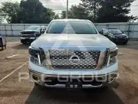 2019 Nissan TITAN фото