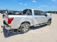 2019 Nissan TITAN фото
