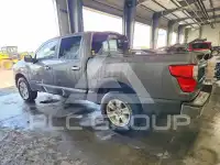 2019 Nissan TITAN фото