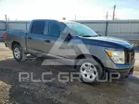 2019 Nissan TITAN photo