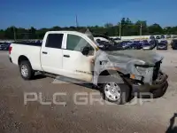 2019 Nissan TITAN фото