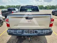 2019 Nissan TITAN фото