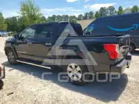 2019 Nissan TITAN фото