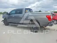 2019 Nissan TITAN photo