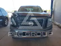 2019 Nissan TITAN фото