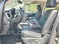 2019 Nissan TITAN фото