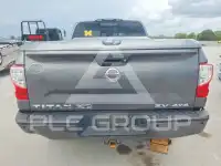 2019 Nissan TITAN photo