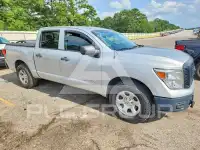 2019 Nissan TITAN фото