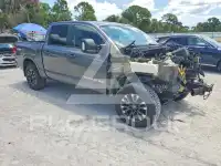 2019 Nissan TITAN фото