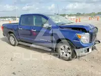 2019 Nissan TITAN фото