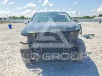 2019 Nissan TITAN photo