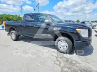 2019 Nissan TITAN photo