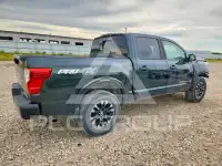 2019 Nissan TITAN photo