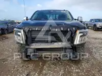 2019 Nissan TITAN фото