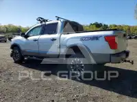2019 Nissan TITAN фото