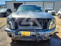 2019 Nissan TITAN photo