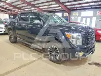 2019 Nissan TITAN фото