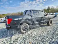 2019 Nissan TITAN фото