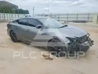 2019 Nissan MAXIMA photo