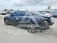 2019 Nissan MAXIMA photo