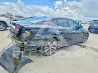 2019 Nissan MAXIMA photo