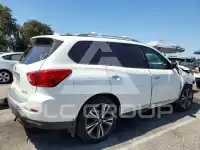 2019 Nissan PATHFINDER photo